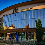 Restaurant Continental מלון 2*